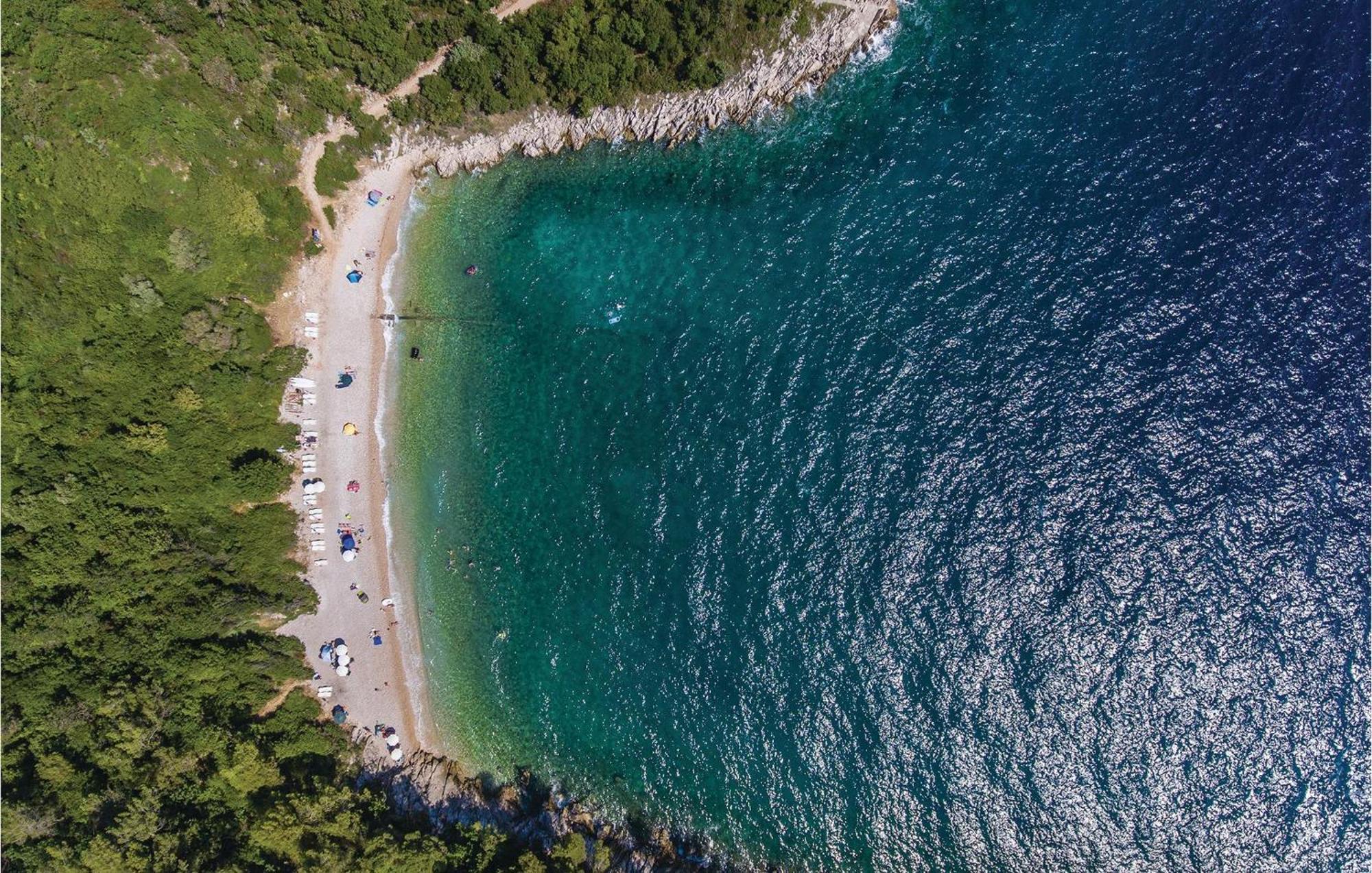 2 Bedroom Gorgeous Apartment In Rabac Exterior photo