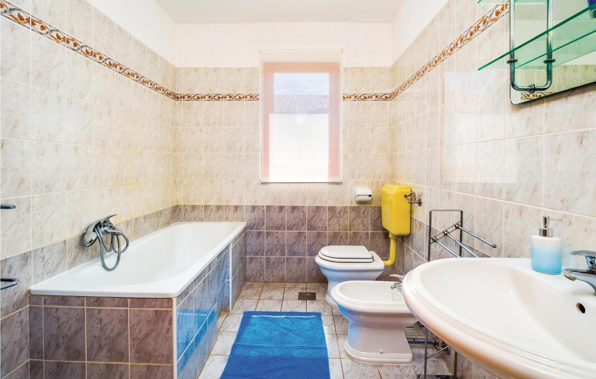 2 Bedroom Gorgeous Apartment In Rabac Exterior photo