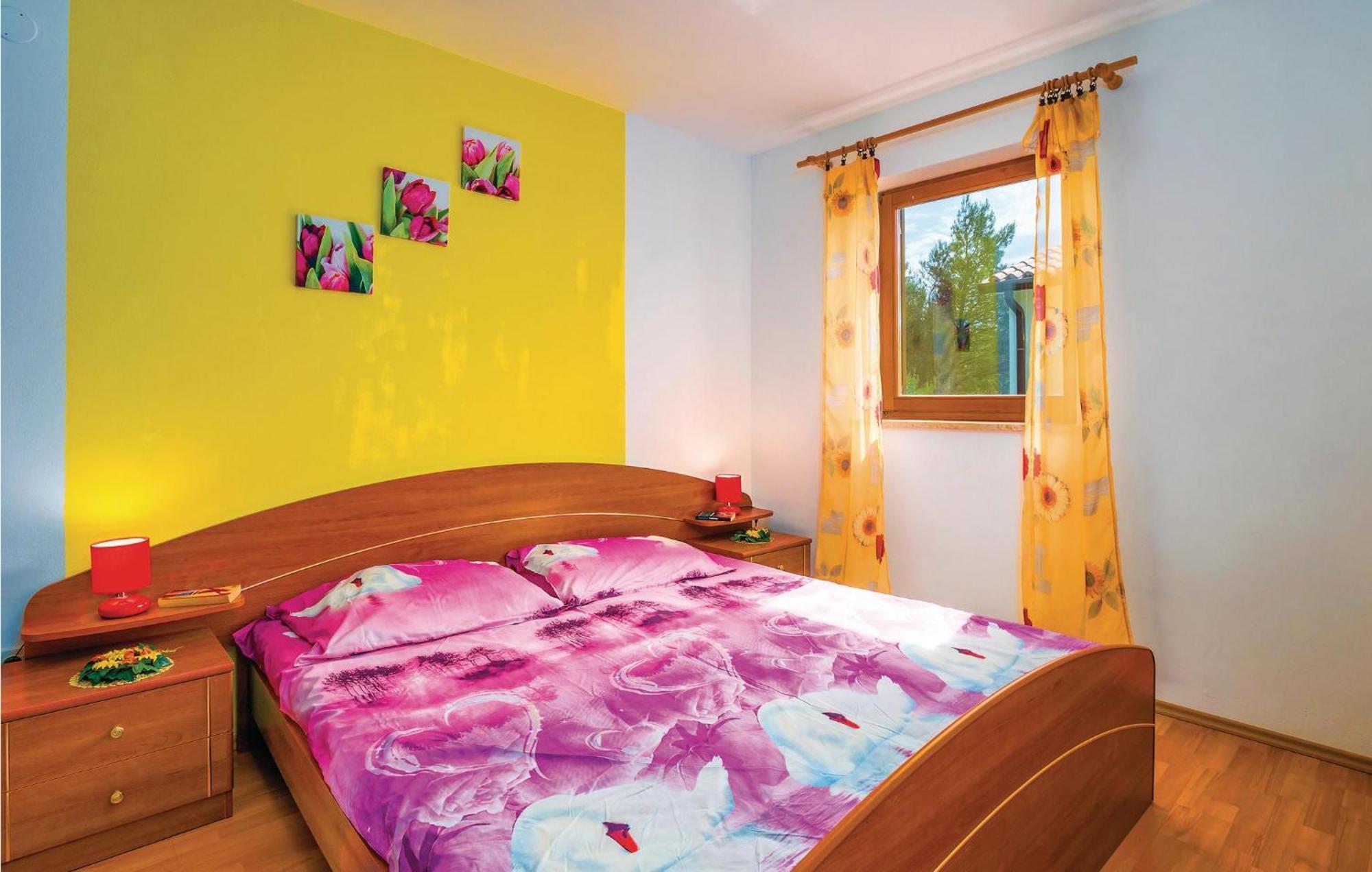 2 Bedroom Gorgeous Apartment In Rabac Exterior photo